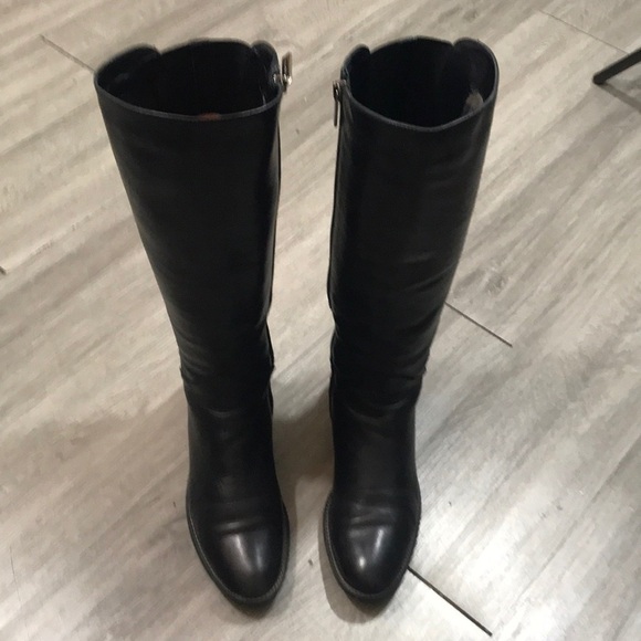 Aquatalia Black Leathwr “Orso” Tall Round Toe Riding Boot size 6.5 - Picture 7 of 12